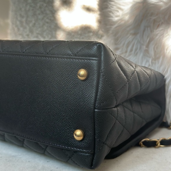 SOLD RARE Chanel Coco Top Handle Black Real Lizard Handle GHW Medium Bag - Picture 2 of 10